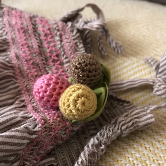 Oshkosh Cotton Romper - Picture 2 of 6